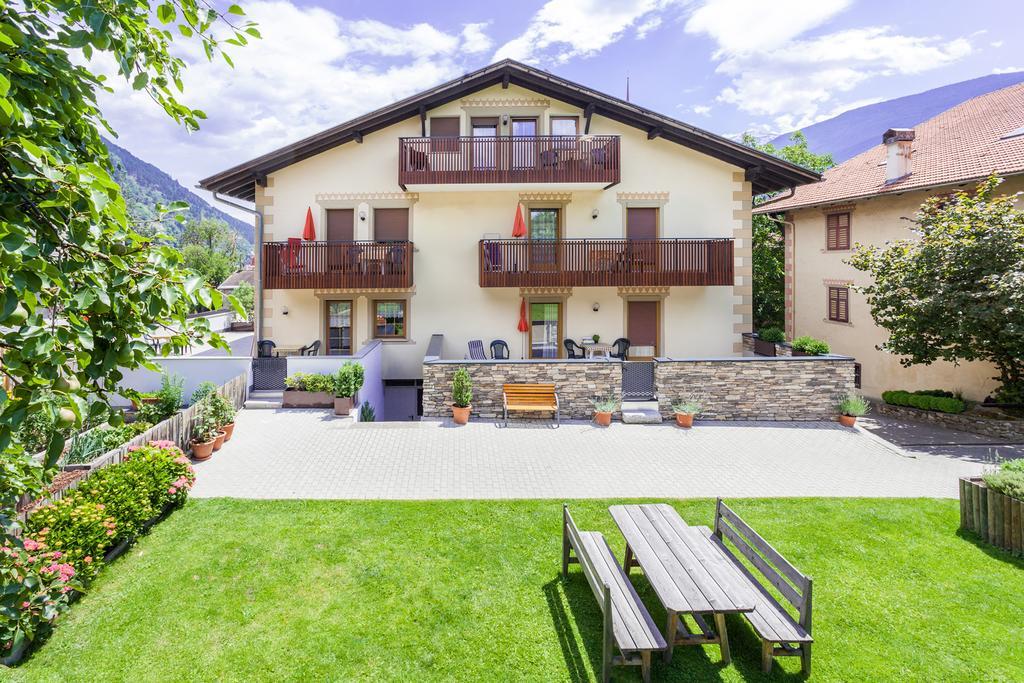 Residence Schnatzhof Silandro Exterior photo